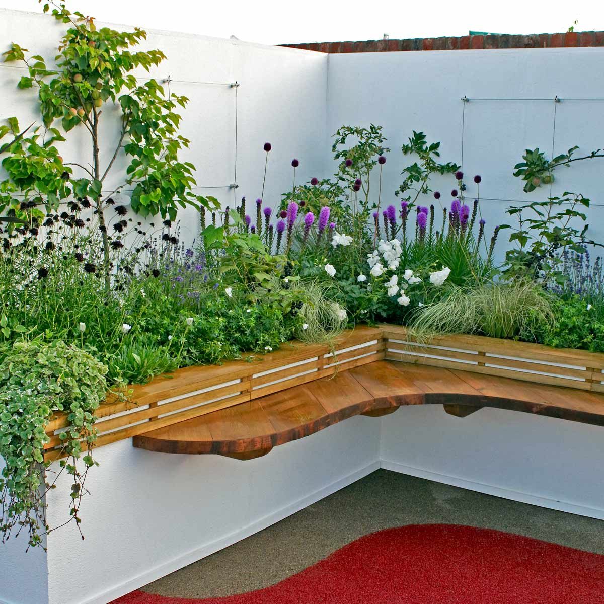 The Worst Flower Choices for Raised Beds